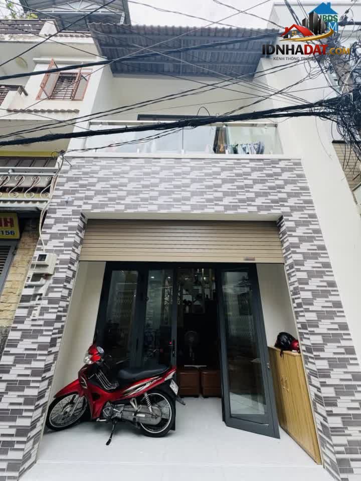[Review Nhà Đất Sổ Đỏ] Nhà Phố 2 Tầng Giáp Tân Phú, Pháp Lý Sổ Đỏ Rõ Ràng, Tiềm Năng Tăng Giá