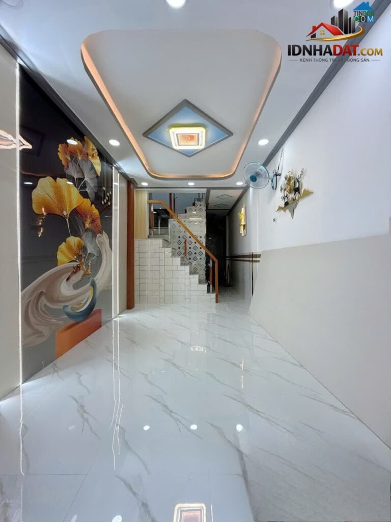 [Đánh Giá Bất Động Sản Sổ Đỏ] Nhà phố 30m2 2 tầng tại Bình Tân, TP.HCM – Vị trí thuận lợi, pháp lý rõ ràng