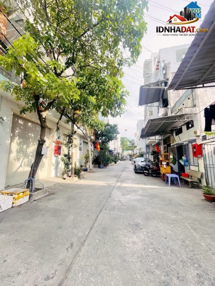 [Review Nhà Đất Sổ Đỏ] Nhà Hẻm Xe Hơi Đô Đốc Long, Tân Phú – Pháp Lý Sổ Đỏ Rõ Ràng