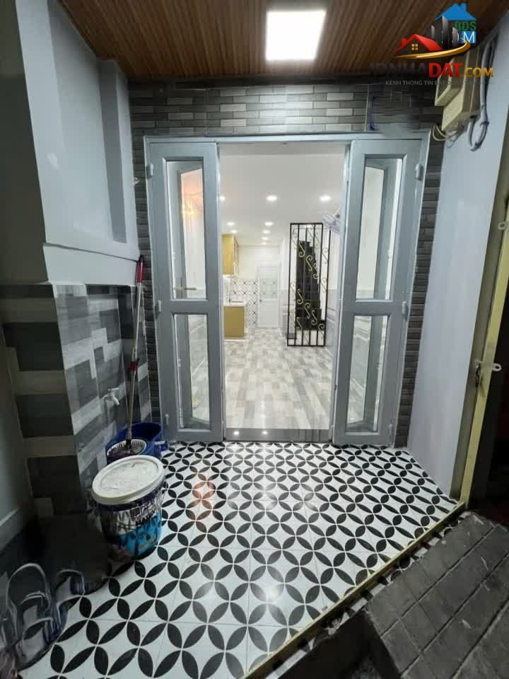 [Review Nhà Đất Sổ Đỏ] Nhà Mặt Tiền Kinh Doanh Tại Quận Tân Phú, TP Hồ Chí Minh – Vị Trí Đắc Địa Gần Aeon Mall