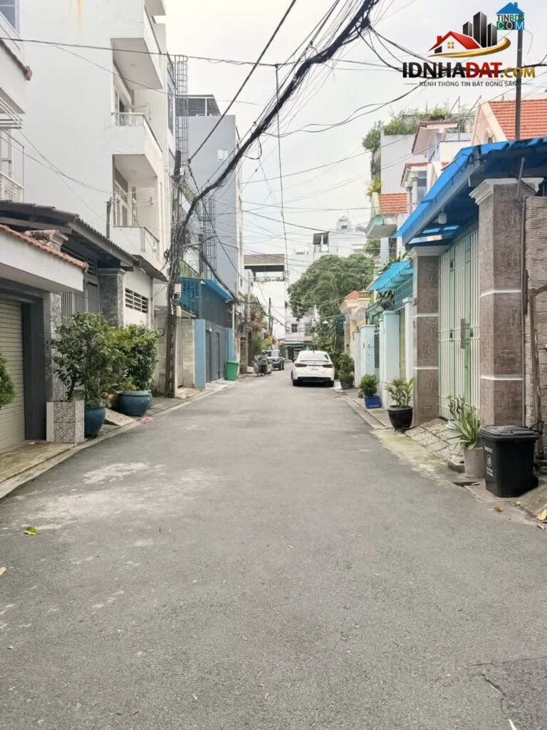 [Đánh Giá Bất Động Sản Sổ Đỏ] Nhà Phố 3 Tầng Tại Tân Bình, Khả Năng Sinh Lợi Cao