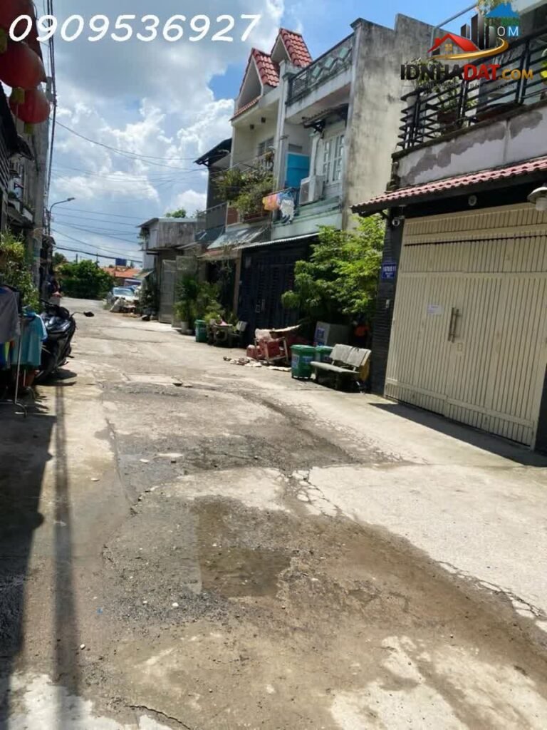 [Đánh Giá Bất Động Sản Sổ Đỏ] Nhà 3 Tầng Hẻm Xe Hơi Tỉnh Lộ 10, Bình Tân – Giá Cạnh Tranh và Pháp Lý Rõ Ràng