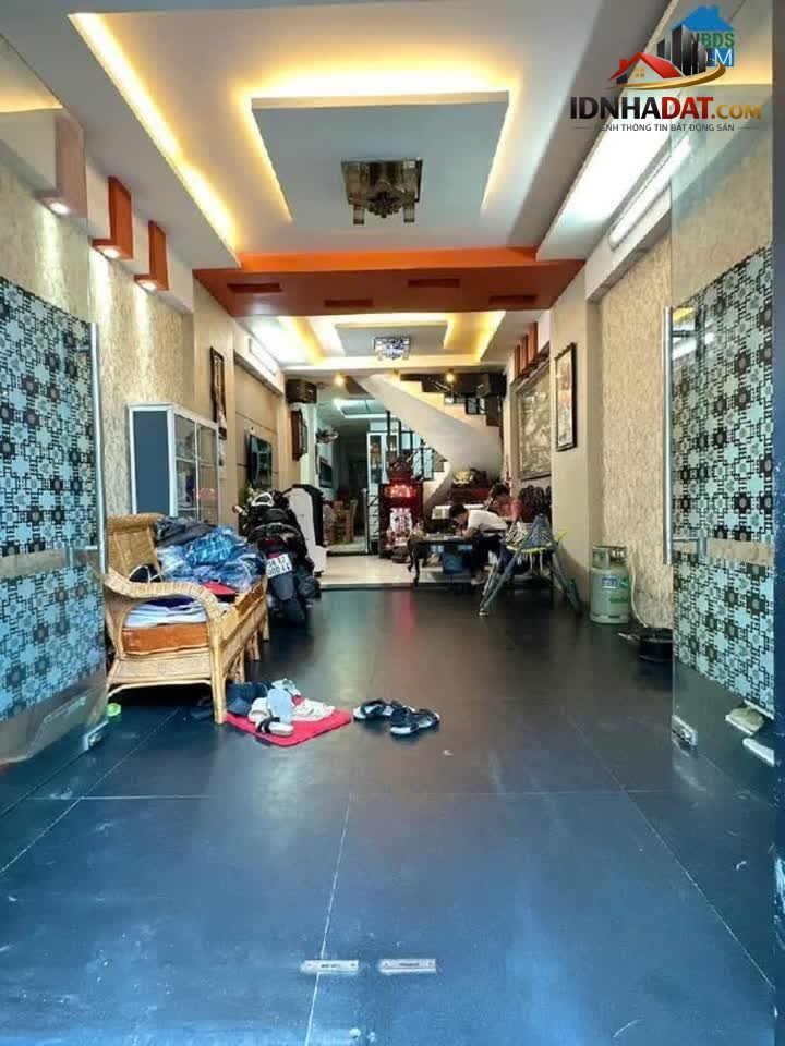 [Đánh Giá Bất Động Sản Sổ Đỏ] Nhà Phố Hẻm Xe Tải Thoại Ngọc Hầu, Tân Phú – Vị Trí Vàng, Pháp Lý Rõ Ràng