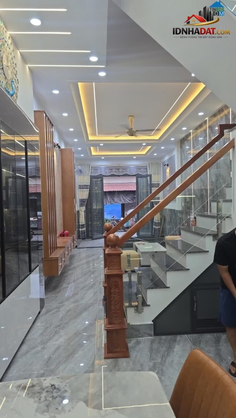 [Đánh Giá Bất Động Sản Sổ Đỏ] Nhà Mặt Tiền Kinh Doanh Tại Chợ Gò Xoài, Quận Bình Tân, TP. Hồ Chí Minh