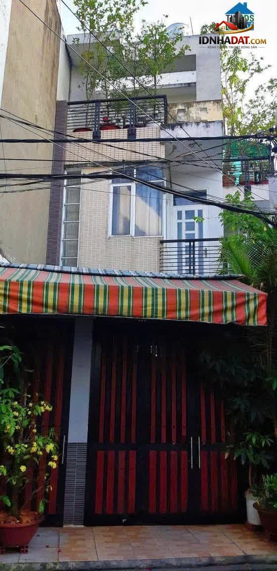 [Đánh Giá Bất Động Sản Sổ Đỏ] Nhà phố 3 tầng thổ cư có sổ đỏ tại Bình Tân – Vị trí đắc địa, tiềm năng tăng giá cao