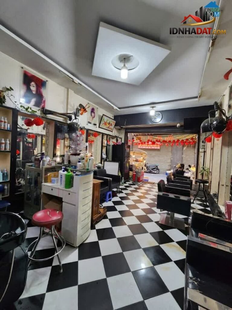 [Review Nhà Đất Sổ Đỏ] Nhà phố cấp 4 tại Tân Bình, 97m2, hẻm xe hơi kinh doanh, sổ đỏ đầy đủ