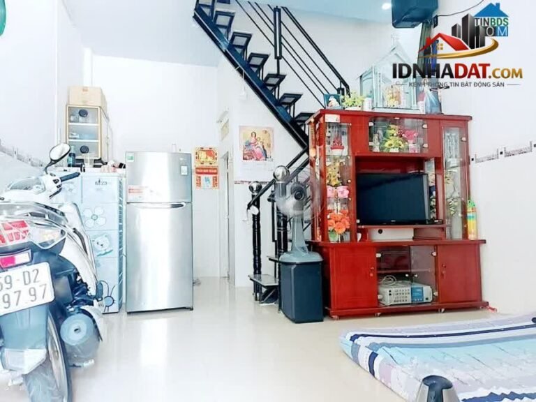 [Đánh Giá Bất Động Sản Sổ Đỏ] Nhà Đẹp Tân Phú 32m2, 2 Tầng, Hẻm Rộng, Sổ Đỏ Chính Chủ