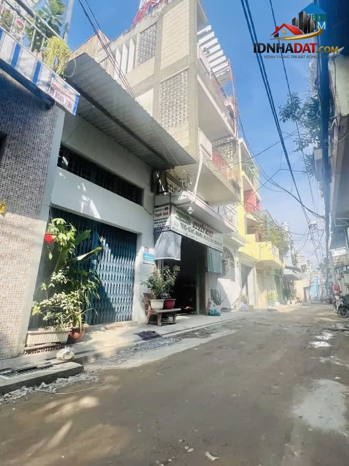 [Đánh Giá Bất Động Sản Sổ Đỏ] Nhà 4 Tầng 70m2 Nguyễn Bá Tòng, Tân Bình – Vị Trí Đắc Địa, Pháp Lý Rõ Ràng