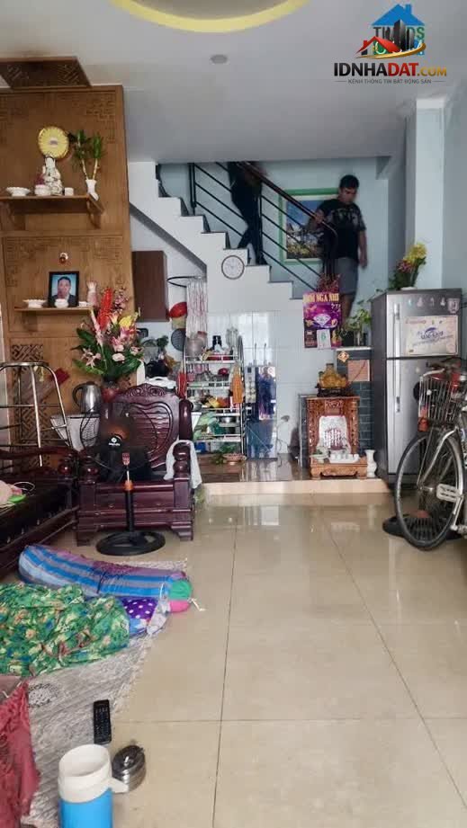 [Đánh Giá Bất Động Sản Sổ Đỏ] Nhà phố 3 tầng 32m2 tại Lê Văn Quới, Quận Tân Phú – Pháp lý rõ ràng, hẻm rộng 6m