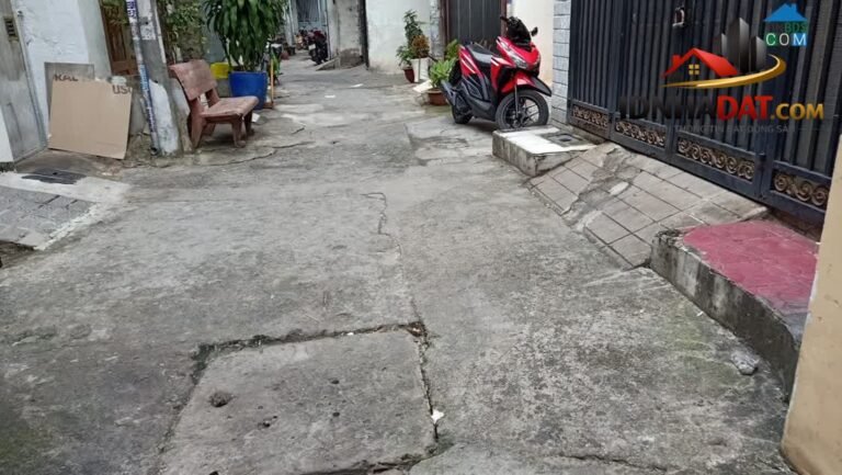 [Đánh Giá Bất Động Sản Sổ Đỏ] Nhà Mặt Phố 3 Tầng, 4 Phòng Ngủ Tại Tân Phú, Sổ Đỏ Chính Chủ