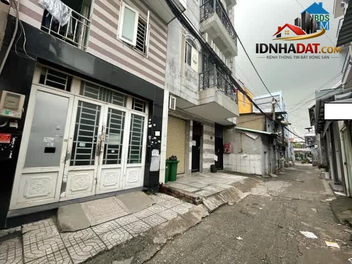 [Đánh Giá Bất Động Sản Sổ Đỏ] Nhà phố hẻm xe hơi, Phường Tân Quý, Quận Tân Phú – Pháp lý rõ ràng, vị trí thuận lợi