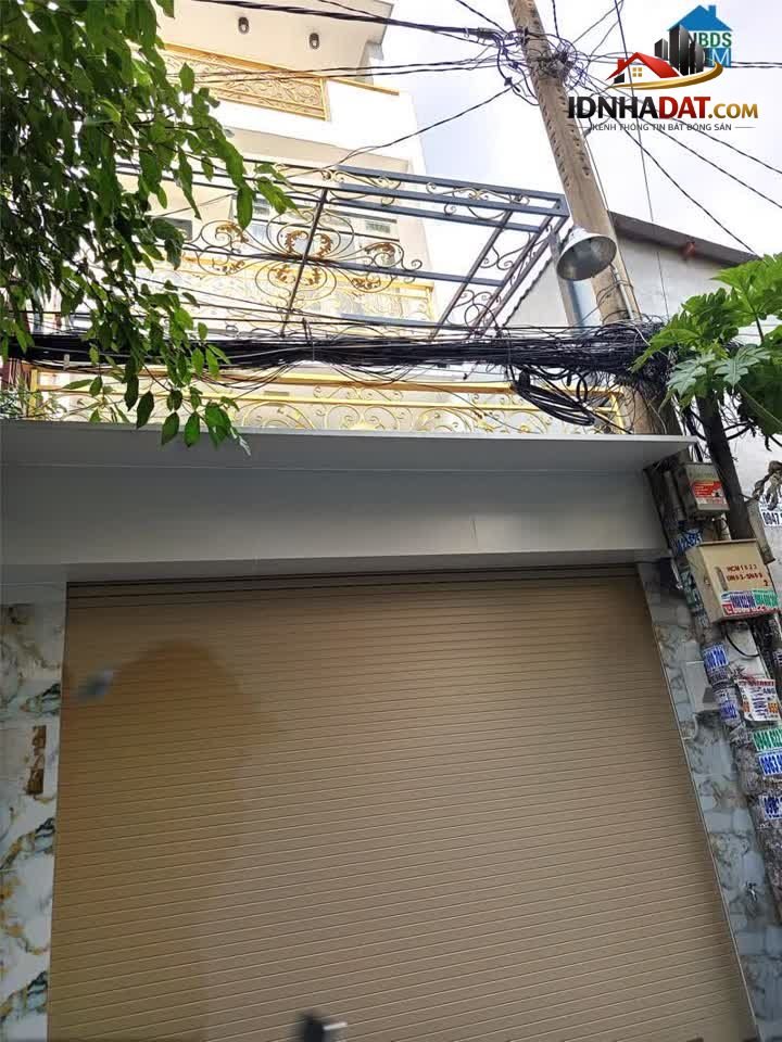 [Đánh Giá Bất Động Sản Sổ Đỏ] Nhà mặt phố tại Quận 1: Địa điểm lý tưởng cho kinh doanh với sổ đỏ đầy đủ