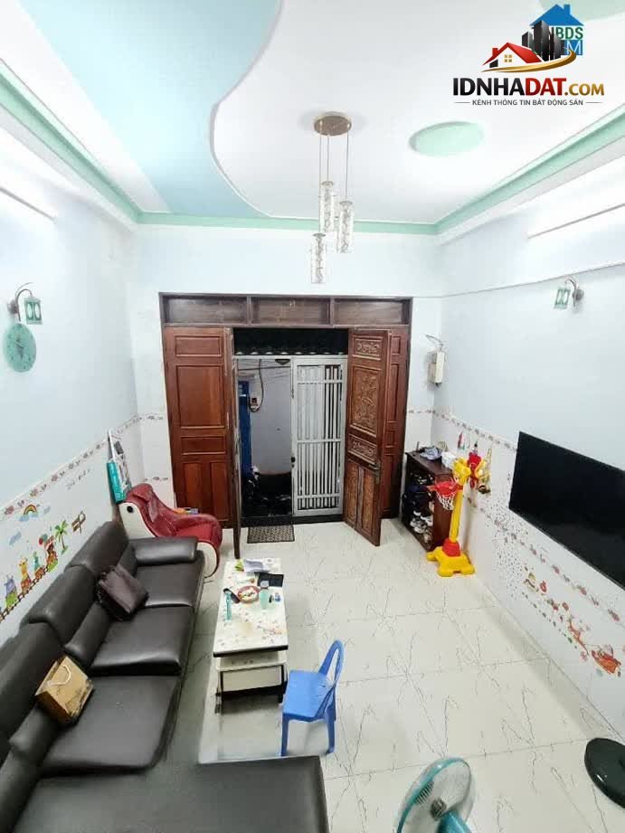 [Đánh Giá Bất Động Sản Sổ Đỏ] Căn Nhà 2 Tầng Hẻm Xe Hơi Tại Liên Khu 2-10, Bình Tân – Pháp Lý Sổ Đỏ Rõ Ràng