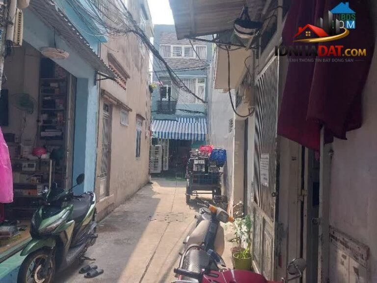 [Review Nhà Đất Sổ Đỏ] Nhà Phố 2 Tầng HXH Đường T8 Tân Phú – Pháp Lý Sổ Đỏ Rõ Ràng, Vị Trí Tiềm Năng