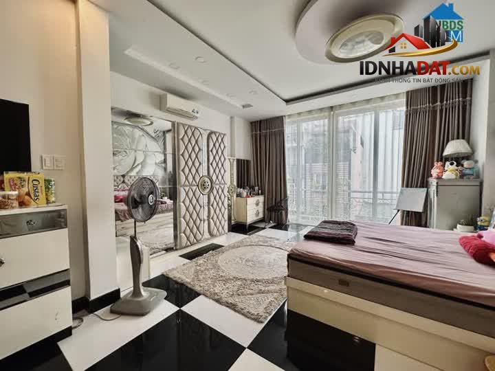 [Đánh Giá Bất Động Sản Sổ Đỏ] Căn Nhà Thổ Cư 125M2 Gần Công Viên Hoàng Văn Thụ, Quận Tân Bình