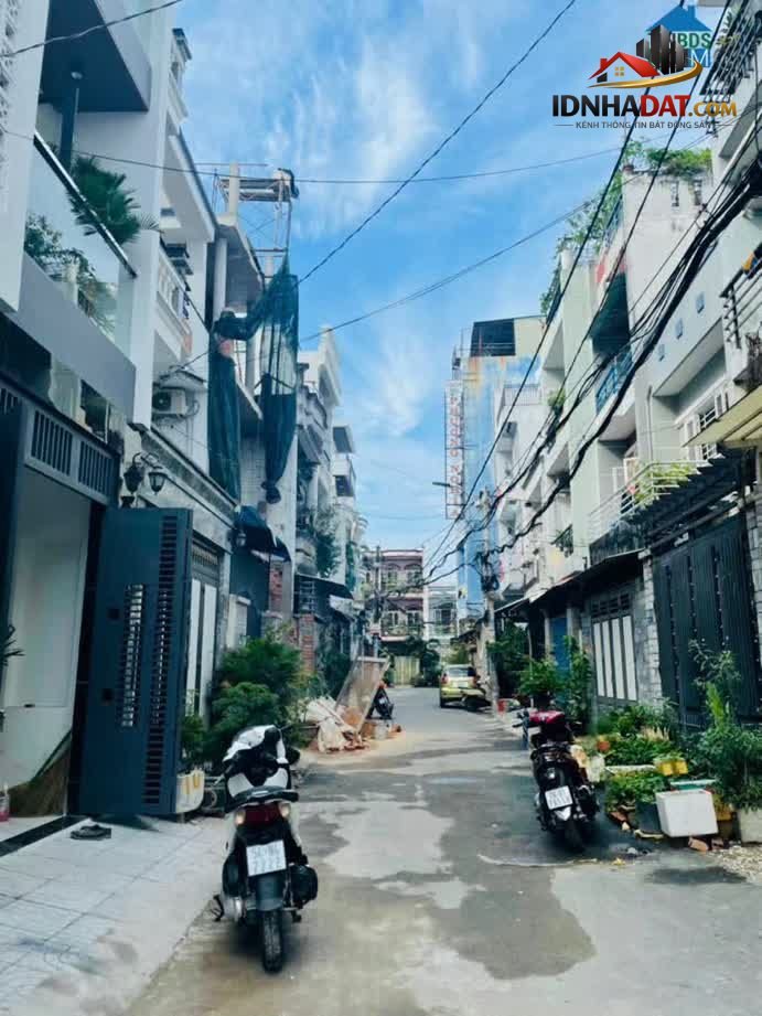 [Đánh Giá Bất Động Sản Sổ Đỏ] Nhà 3 Tầng Mới Tinh Tại Khu Chiến Lược, Bình Tân, TP Hồ Chí Minh – Pháp Lý Rõ Ràng, Tiềm Năng Khai Thác Cao