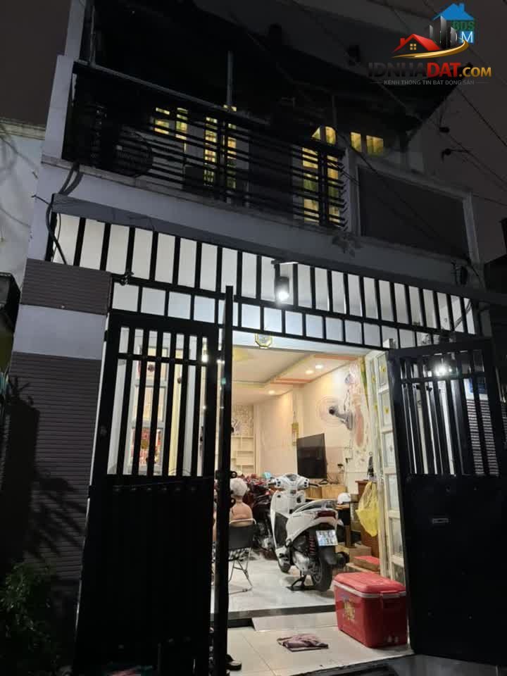 [Đánh Giá Bất Động Sản Sổ Đỏ] Căn Nhà 2 Tầng Nở Hậu Tại Bình Trị Đông, Quận Tân Phú – Pháp Lý Sổ Đỏ Rõ Ràng