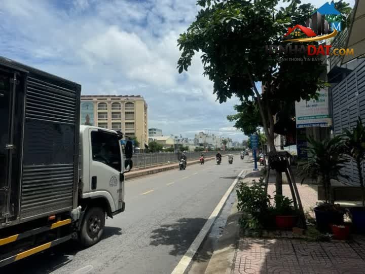 [Đánh Giá Bất Động Sản Sổ Đỏ] Nhà Phố Lô Góc Tân Kỳ Tân Quý 120m2, Pháp Lý Rõ Ràng, Đầu Tư Tiềm Năng