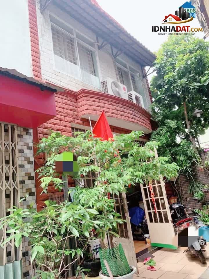 [Đánh Giá Bất Động Sản Sổ Đỏ] Nhà riêng 2 tầng nở hậu tại Dương Văn Dương, Quận Tân Phú, TP Hồ Chí Minh – Pháp lý rõ ràng với sổ đỏ