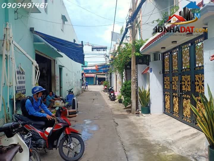 [Đánh Giá Bất Động Sản Sổ Đỏ] Nhà Phố 4 Tầng Độc Lập Tại Tân Phú – Pháp Lý Rõ Ràng, Tiềm Năng Tăng Giá Cao