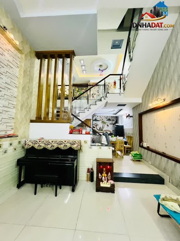 [Đánh Giá Bất Động Sản Sổ Đỏ] Nhà Hẻm Xe Hơi Phan Huy Ích, Tân Bình – Tiềm Năng Khai Thác Cao Với Sổ Đỏ Đầy Đủ