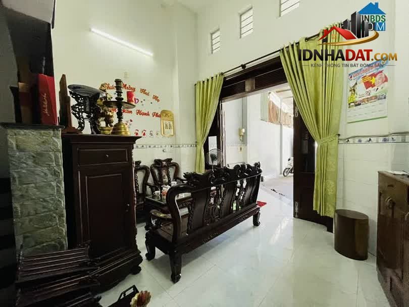Chỉ 7.5 Tỷ Sở Hữu Ngôi Nhà 100M2 5 Tầng Đẹp Như Mơ… – Bán nhà mặt phố Quận Tân Phú – TP Hồ Chí Minh giá 7 – 10 tỷ