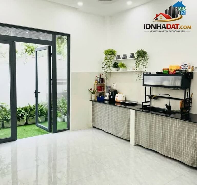 [Review Nhà Đất Sổ Đỏ] Nhà phố mới xây hẻm 8m Thoại Ngọc Hầu, Tân Phú – Vị trí đắc địa, pháp lý rõ ràng