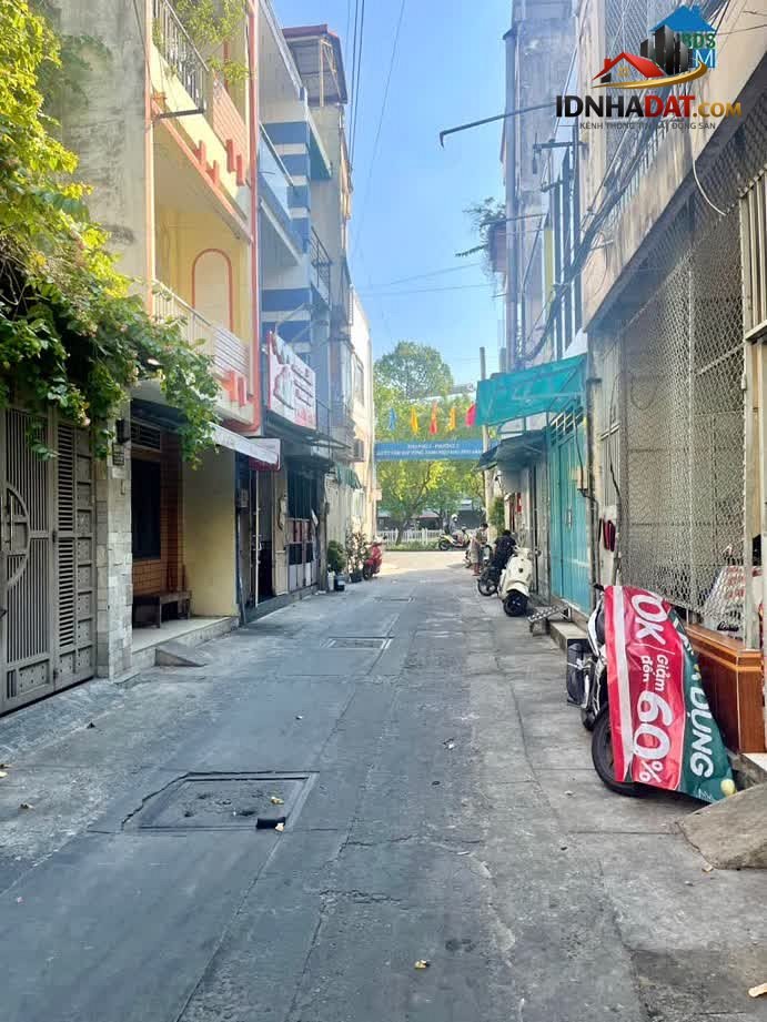 [Đánh Giá Bất Động Sản Sổ Đỏ] Nhà Phố 3 Tầng Trên Đường Trường Sa, Tân Bình – Pháp Lý Rõ Ràng, Tiềm Năng Tăng Giá Cao