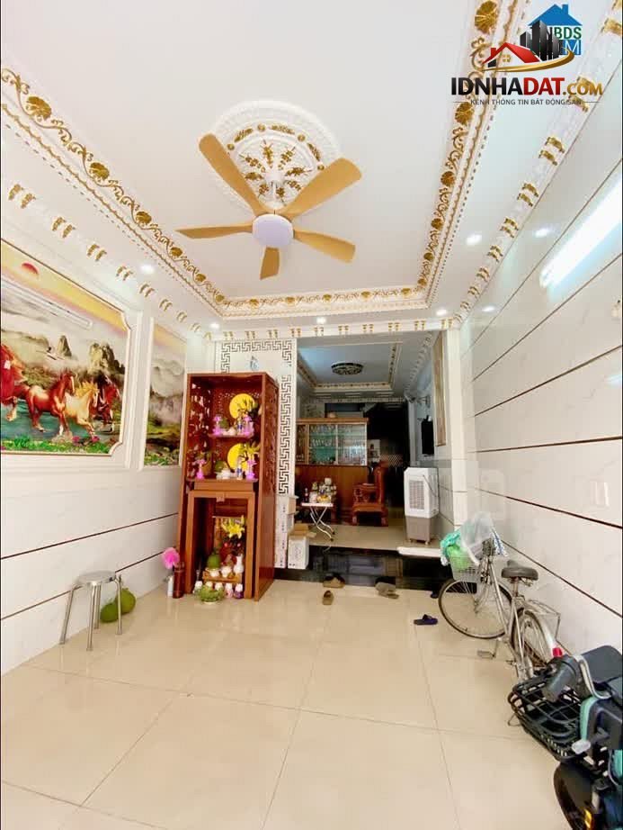 [Review Nhà Đất Sổ Đỏ] Nhà Mặt Tiền Kinh Doanh 4 Tầng Tại Quận Tân Phú, TP Hồ Chí Minh