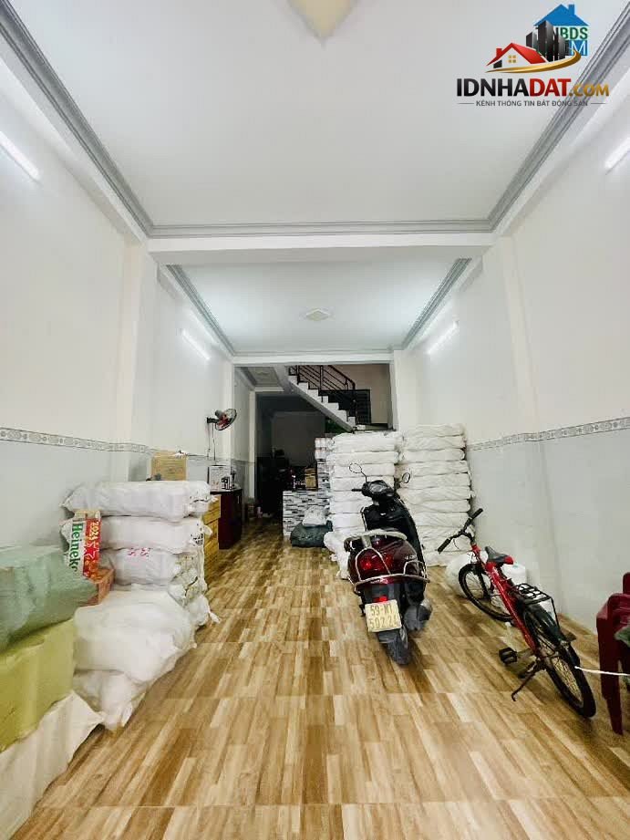[Đánh Giá Bất Động Sản Sổ Đỏ] Nhà Cao Tầng Tại Ngã Tư Gò Xoài, Quận Bình Tân – Pháp Lý Sổ Đỏ Rõ Ràng