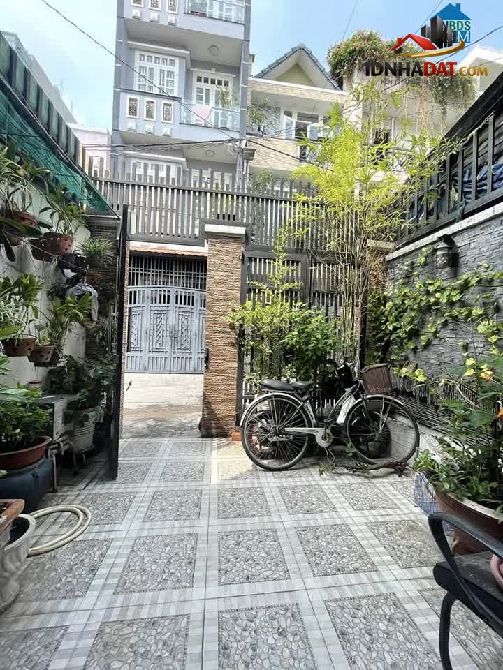[Đánh Giá Bất Động Sản Sổ Đỏ] Nhà Phố 3 Tầng Đường Chế Lan Viên, Tân Phú – Pháp Lý Rõ Ràng, Vị Trí Thuận Lợi