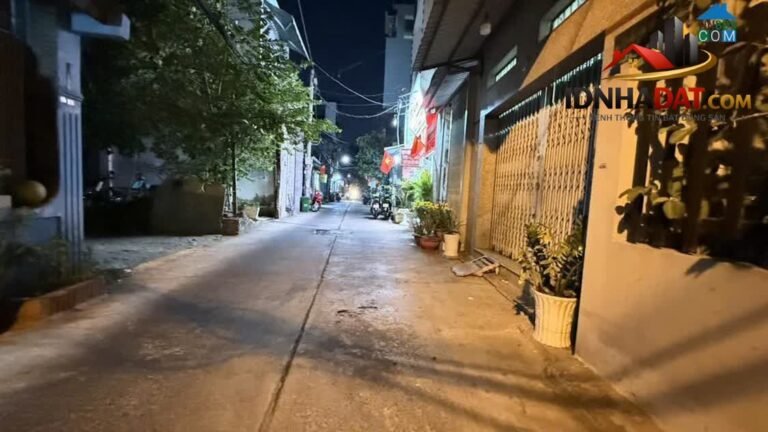 [Đánh Giá Bất Động Sản Sổ Đỏ] Nhà Mặt Phố Hương Lộ 2, Bình Tân: Sổ Đỏ, Hẻm Xe Hơi, Giá 5.35 Tỷ