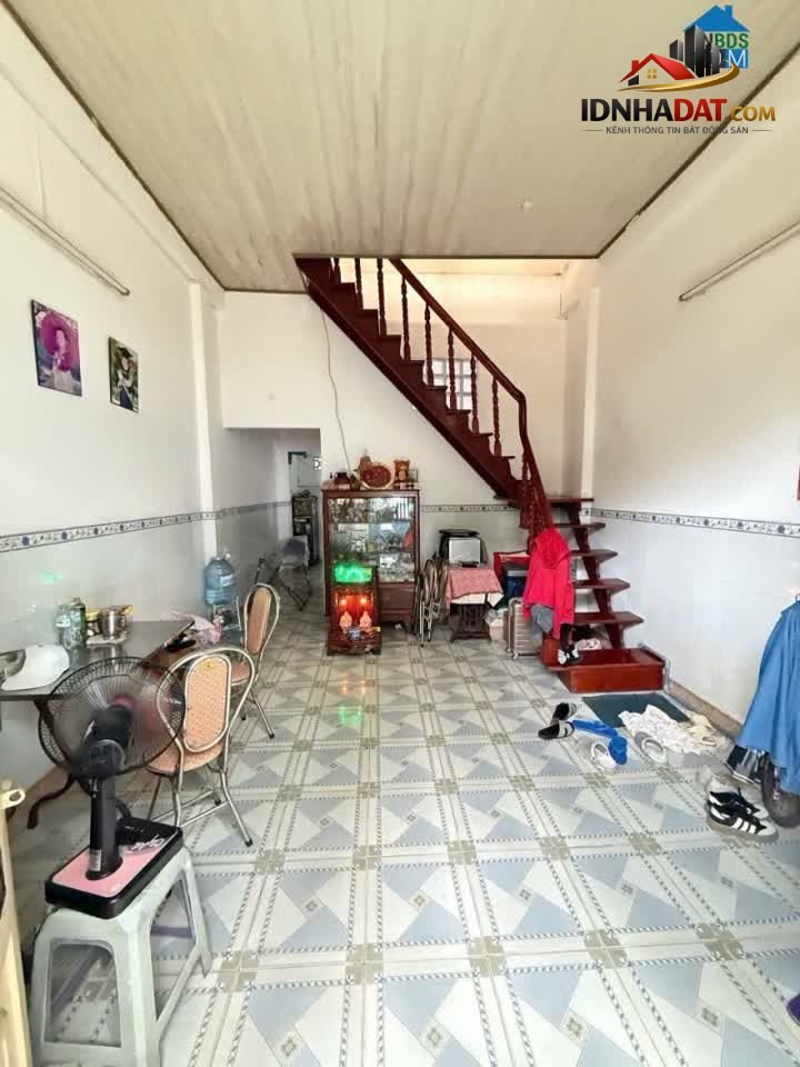 [Review Nhà Đất Sổ Đỏ] Nhà Phố 2 Tầng 40m² Tại Tân Phú, Pháp Lý Rõ Ràng Với Sổ Đỏ