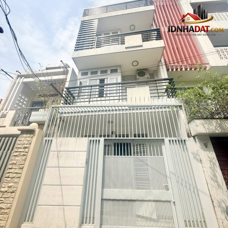 [Đánh Giá Bất Động Sản Sổ Đỏ] Nhà Phố 3 Tầng Đúc Tại Tân Bình – Vị Trí Gần Sân Bay, Pháp Lý Sổ Đỏ Rõ Ràng