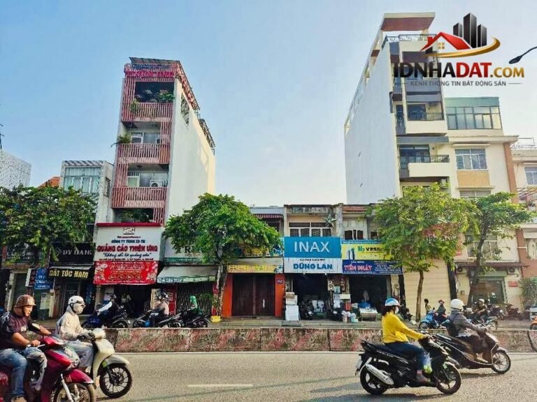 [Review Nhà Đất Sổ Đỏ] Nhà Mặt Tiền Lê Trọng Tấn 105m² Tại Quận Tân Phú, TP HCM – Vị Trí Đắc Địa, Pháp Lý Sổ Đỏ Rõ Ràng