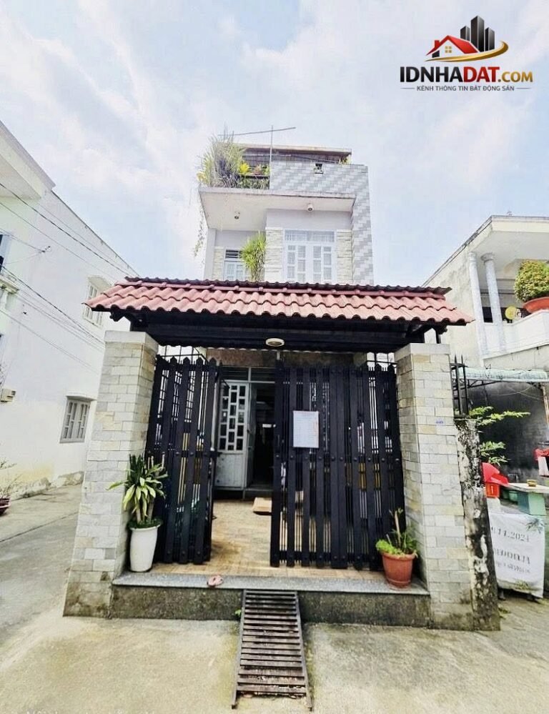 [Đánh Giá Bất Động Sản Sổ Đỏ] Nhà Mặt Phố 93m2 Gần Aeon Tân Phú, Pháp Lý Sổ Đỏ Rõ Ràng