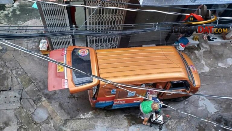 [Review Nhà Đất Sổ Đỏ] Nhà phố Tân Bình – Hẻm xe hơi, sổ đỏ đầy đủ, gần sân bay