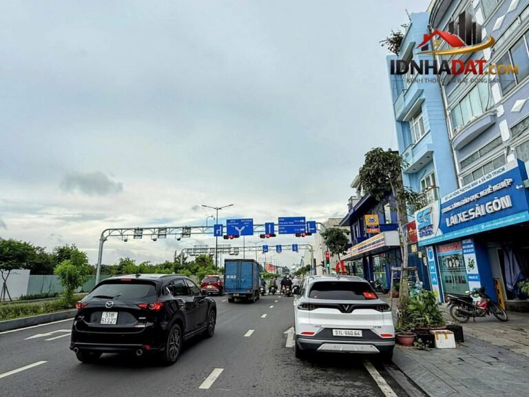 [Đánh Giá Bất Động Sản Sổ Đỏ] Nhà Mặt Tiền C12, Tân Bình: Vị Trí Đắc Địa Với Pháp Lý Rõ Ràng
