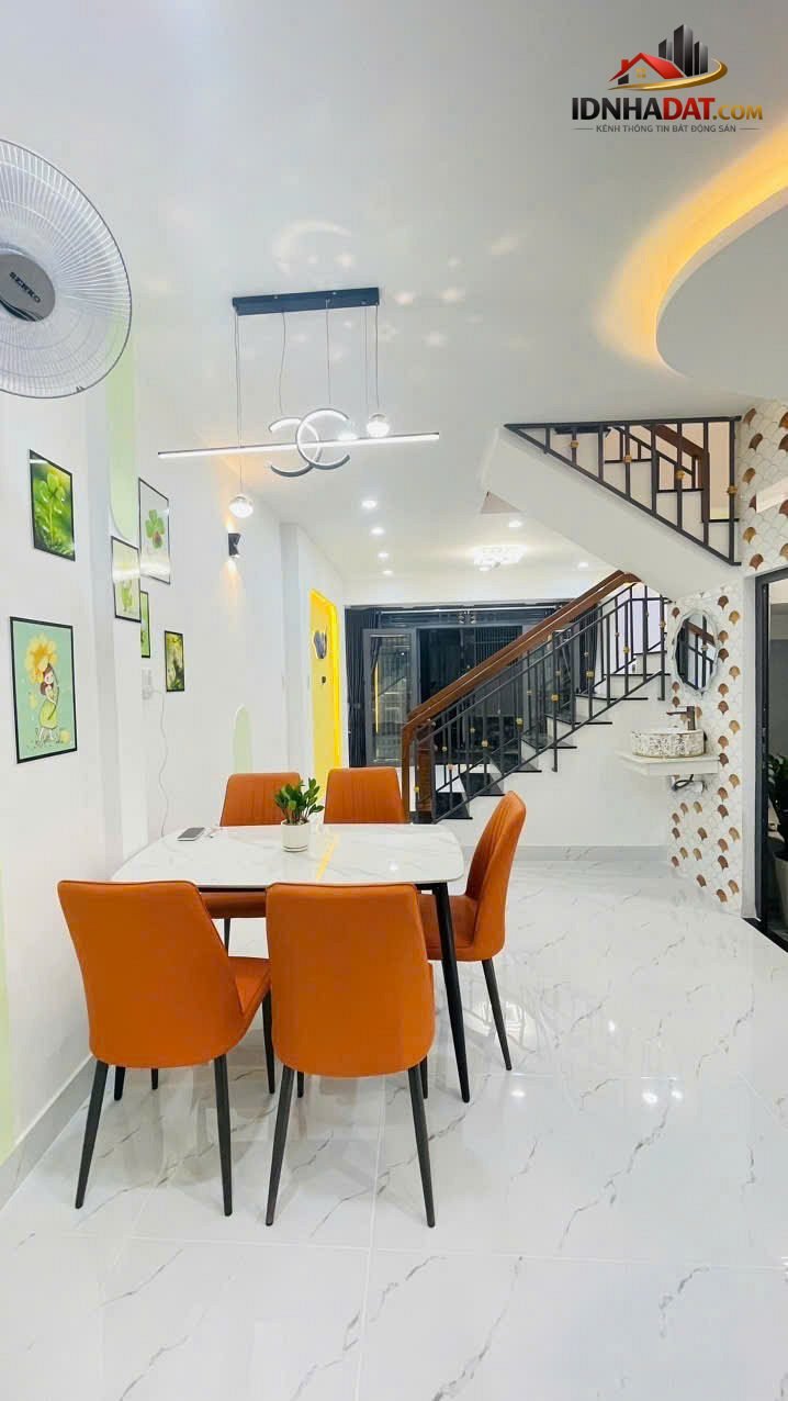 Siêu phẩm tân kỳ tân quý Tân Phú hẻm thông 56m2 ng… – Bán nhà trong hẻm – ngõ Huyện Tân Sơn – TP Hồ Chí Minh giá BÁN 7 – 10 tỷ