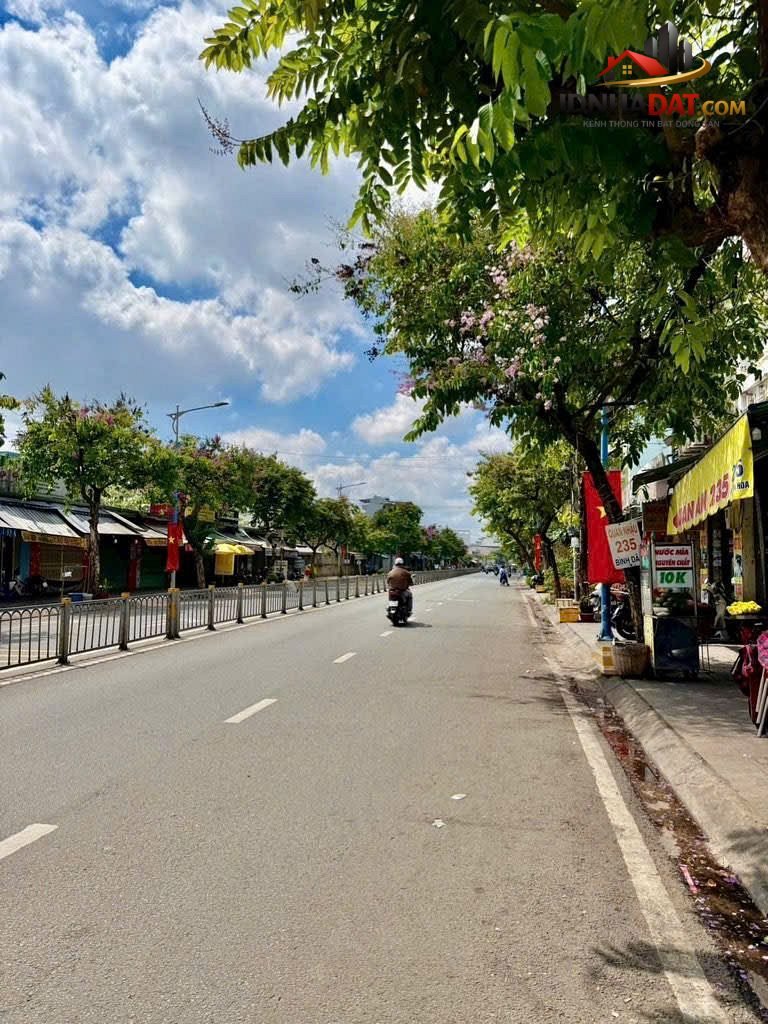 [Review Nhà Đất Sổ Đỏ] Nhà phố 4 tầng tại Tân Phú – Pháp lý sổ đỏ, vị trí thuận lợi