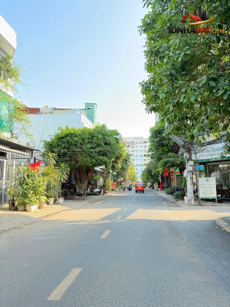 [Đánh Giá Bất Động Sản Sổ Đỏ] Nhà mặt phố kinh doanh tại Lê Trọng Tấn, Bình Tân – Tiềm năng lớn với sổ đỏ đầy đủ