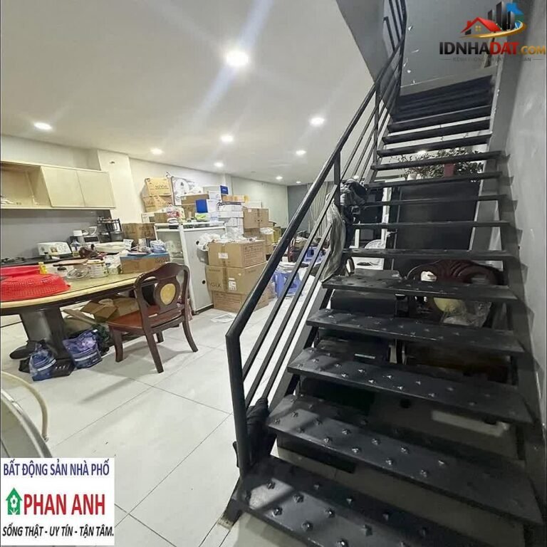 [Đánh Giá Bất Động Sản Sổ Đỏ] Nhà Mặt Phố 80 m² Tại Quận 2, TP. Hồ Chí Minh Với Pháp Lý Rõ Ràng