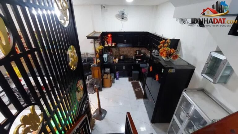 [Đánh Giá Bất Động Sản Sổ Đỏ] Nhà riêng 51.5 m² tại Phường 3, Quận 4, Hồ Chí Minh – Pháp lý sổ đỏ chính chủ