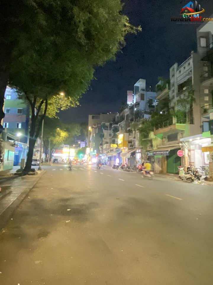 [Đánh Giá Bất Động Sản Sổ Đỏ] Nhà mặt phố Phan Xích Long, Bình Thạnh, tiềm năng kinh doanh lớn, sổ đỏ đầy đủ
