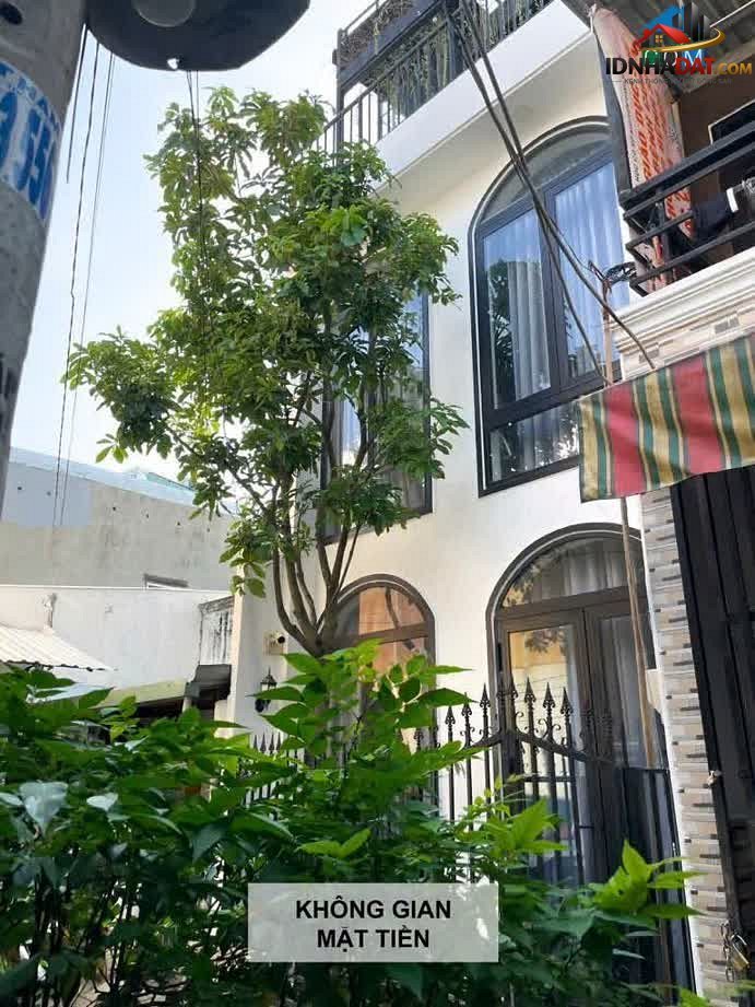 [Đánh Giá Bất Động Sản Sổ Đỏ] Nhà riêng 3 tầng tại Phường Nhà Bè, TP Hồ Chí Minh – Vị trí an ninh và pháp lý đầy đủ