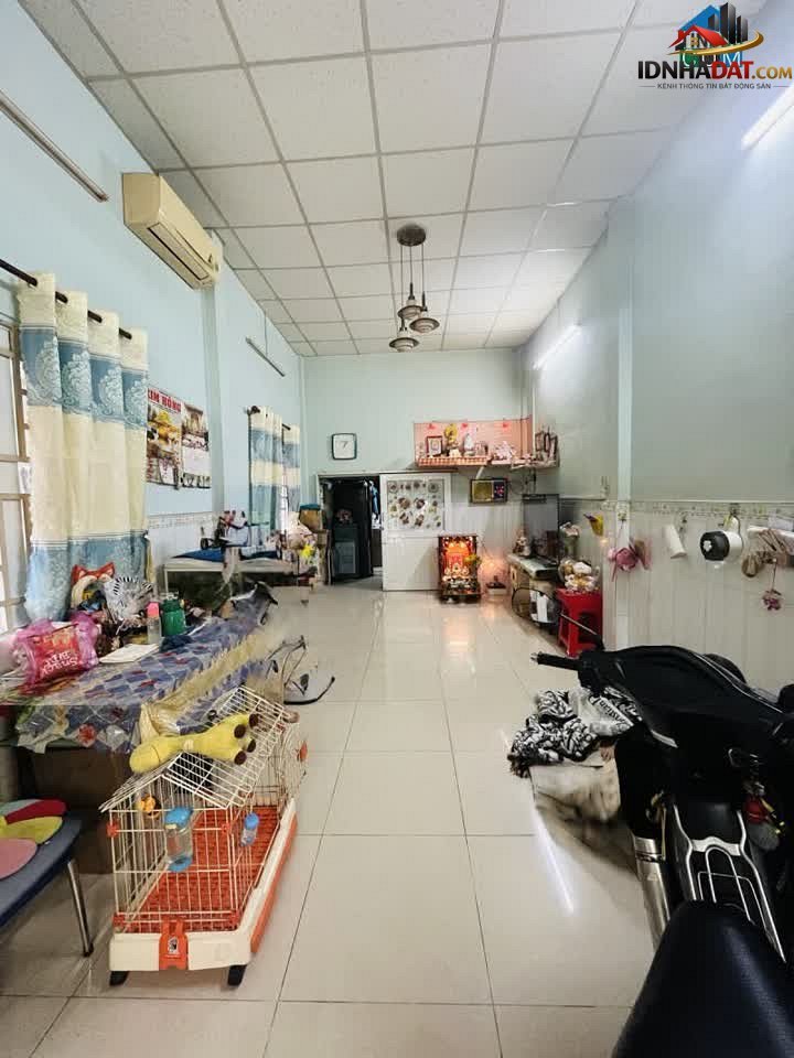 [Đánh Giá Bất Động Sản Sổ Đỏ] Nhà phố 1 trệt 1 lầu tại Phường 14, Quận 11, TP.HCM với sổ đỏ và vị trí đắc địa
