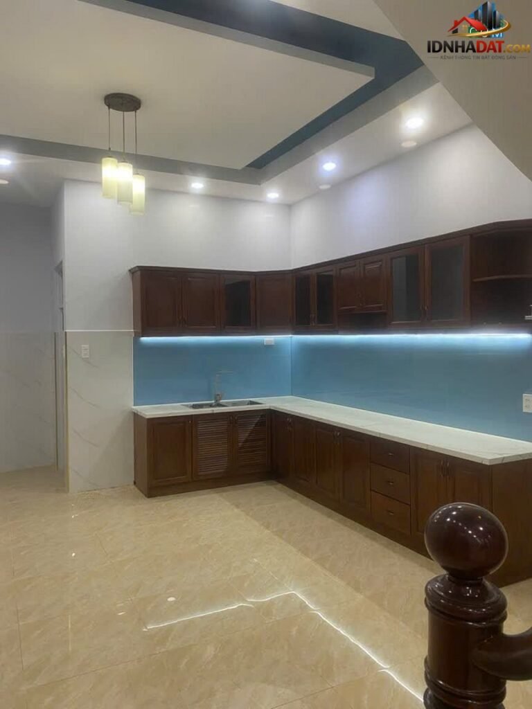 [Review Nhà Đất Sổ Đỏ] Nhà phố thổ cư có sổ đỏ tại Phường Bình Thành, Quận Bình Tân, TP.HCM – Khả năng kinh doanh tốt