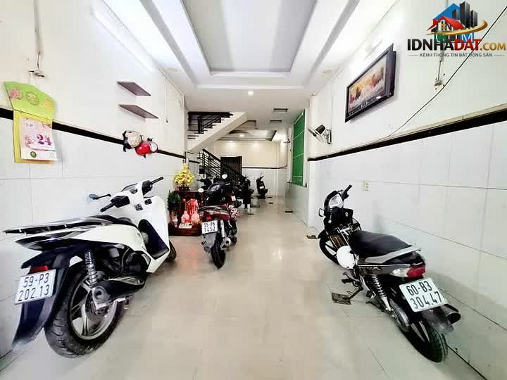 [Đánh Giá Bất Động Sản Sổ Đỏ] Nhà riêng 4 tầng tại Phường 9, Quận Tân Bình, TP.HCM, sổ đỏ rõ ràng