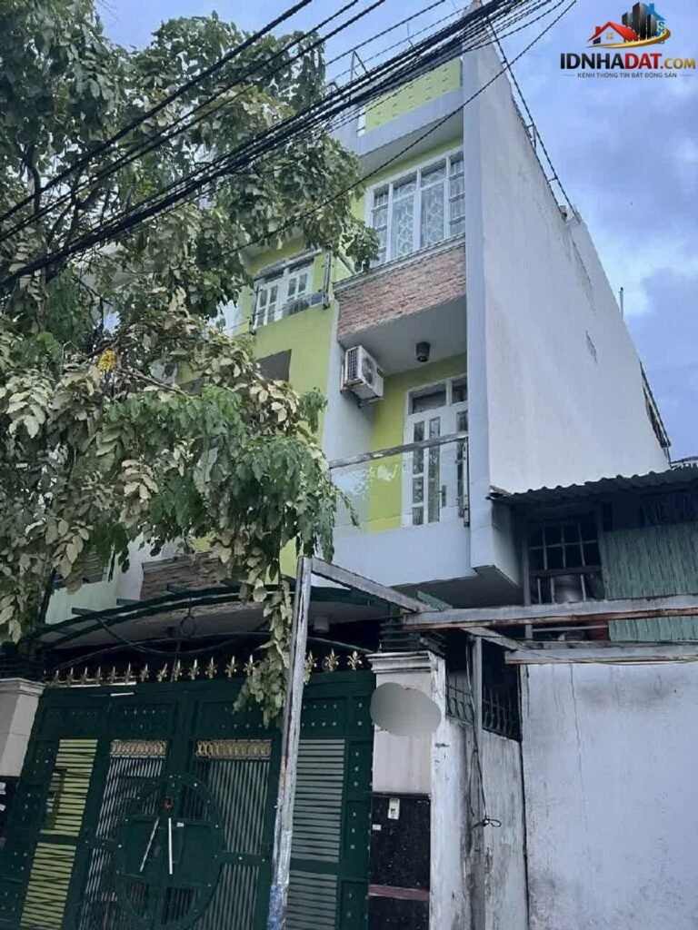 [Review Nhà Đất Sổ Đỏ] Nhà Mặt Tiền 4 Tầng Tại Quận 8, TP.HCM – Pháp Lý Sổ Đỏ Rõ Ràng