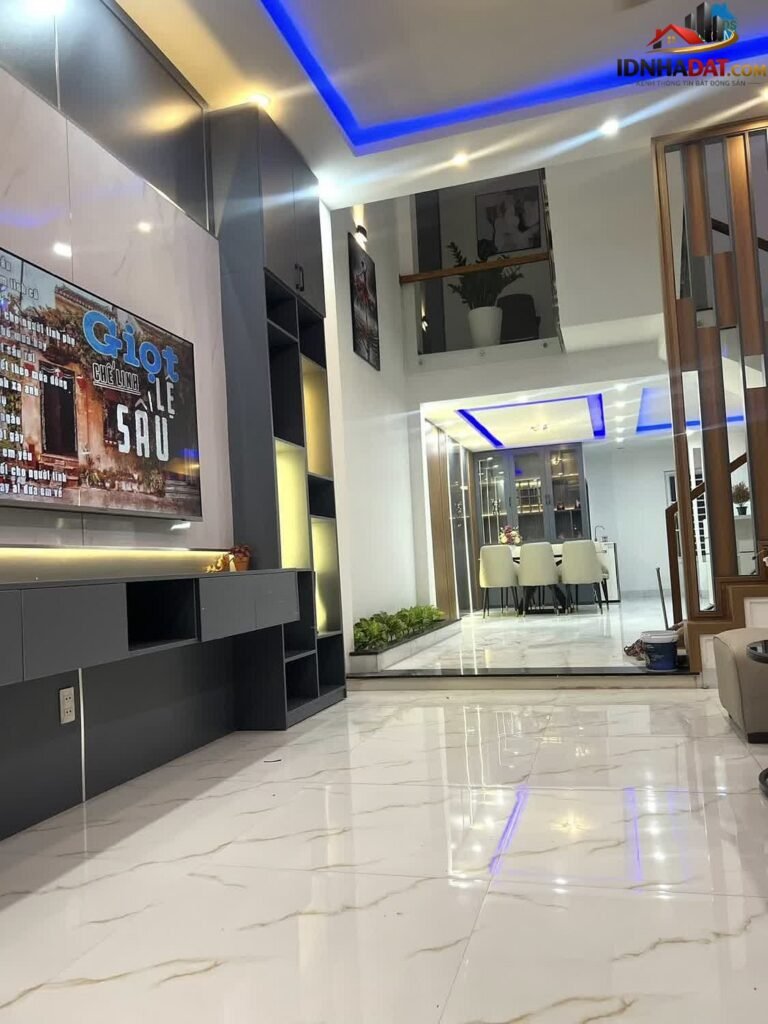 [Review Nhà Đất Sổ Đỏ] Nhà Phố 3 Tầng Đường Vũ Quỳnh, Đà Nẵng – Vị Trí Sát Biển, Pháp Lý Rõ Ràng